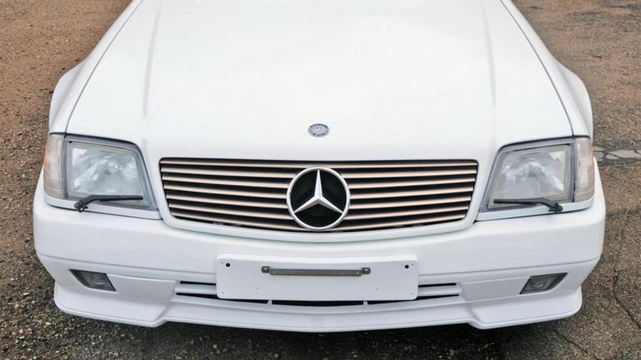 Детали интерьера Mercedes-Benz SL72 AMG 1995 года  (фото 52 из 82)